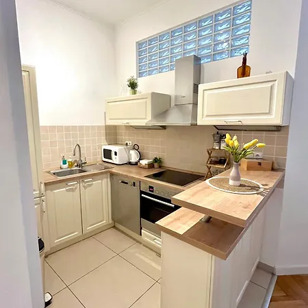 Mia - Old Town, Ac Apartment